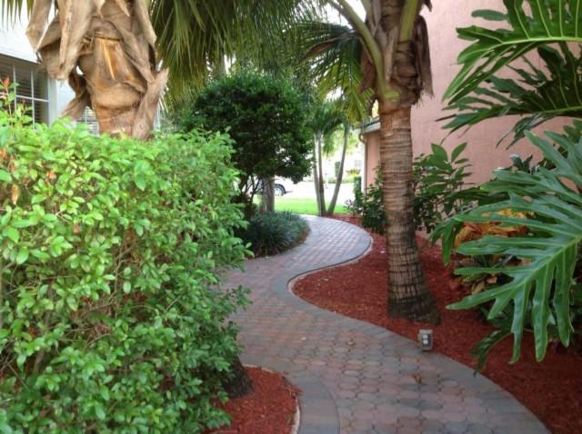 OLYMPIA 2 - Residential Lease