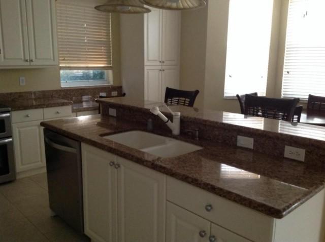 OLYMPIA 2 - Residential Lease