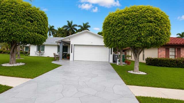 Photo of 21521 WOODCHUCK Court, Boca Raton, FL 33428 (MLS # B26059577)
