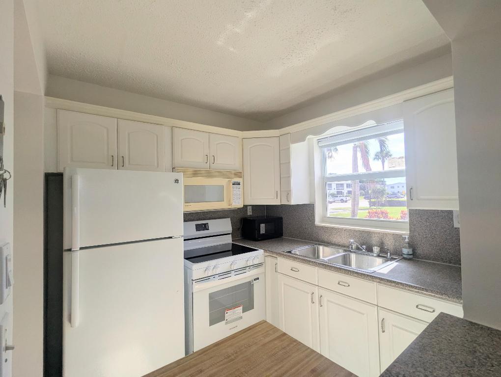 ANDOVER CONDOS - Residential Lease