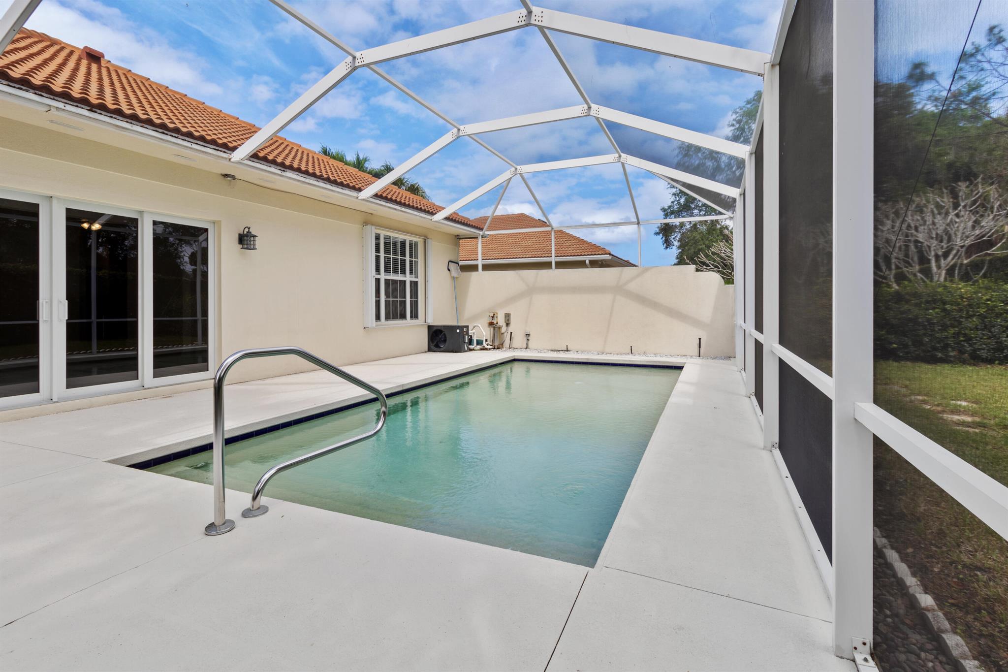 OAKS EAST 2 - Residential