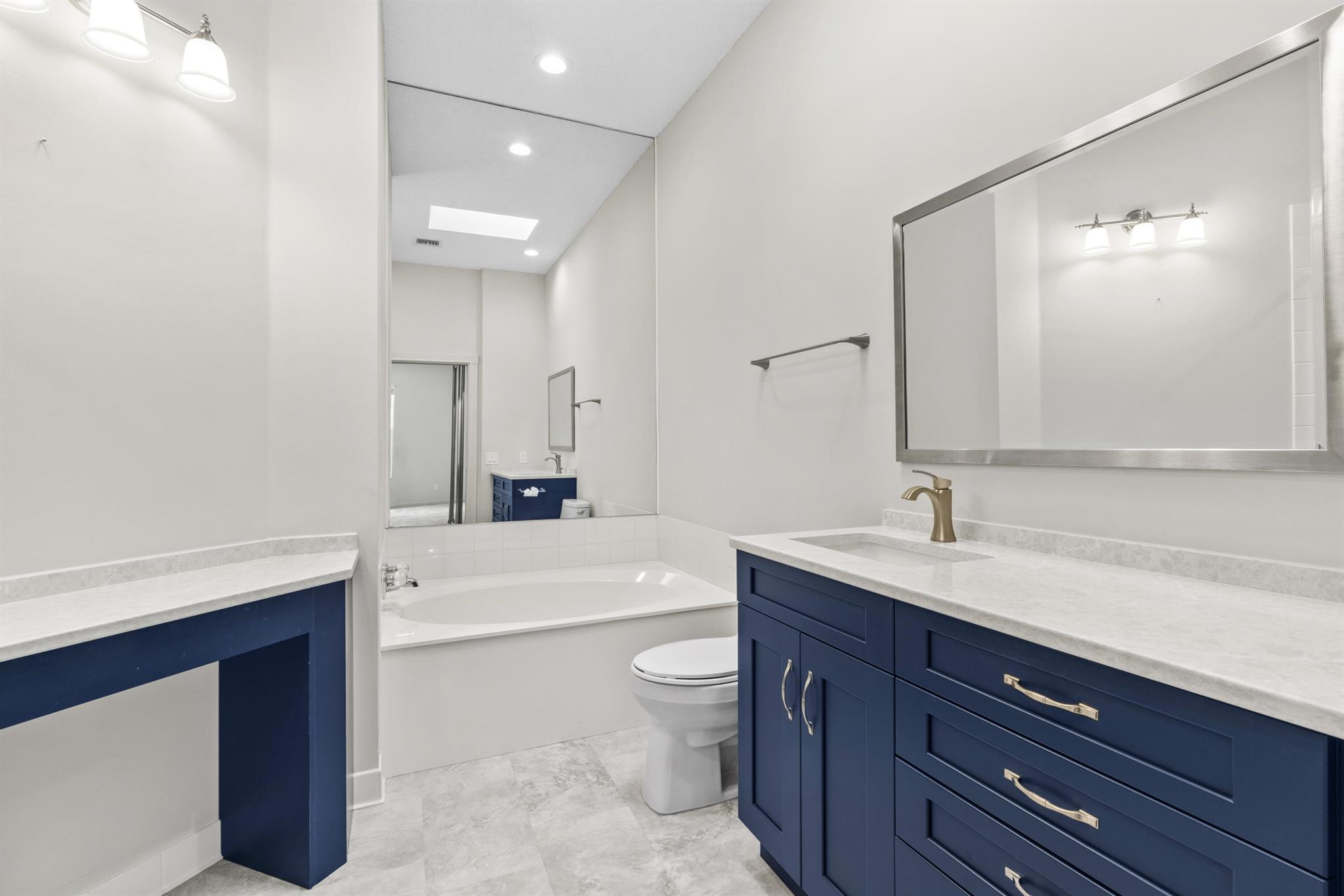 OAKS EAST 2 - Residential