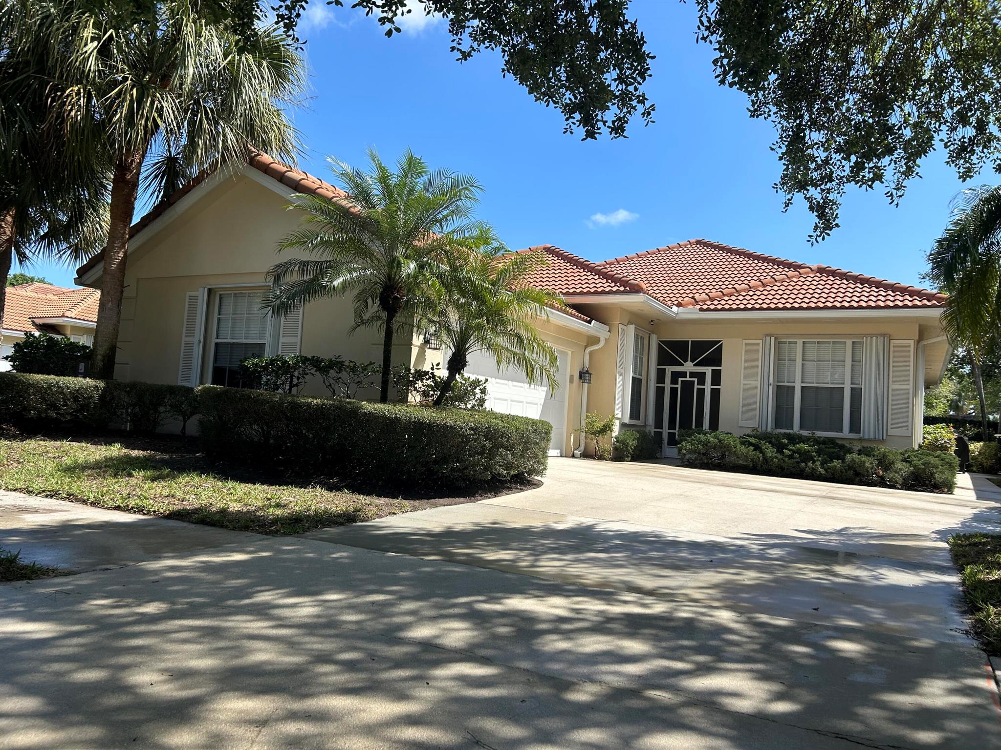 OAKS EAST 2 - Residential