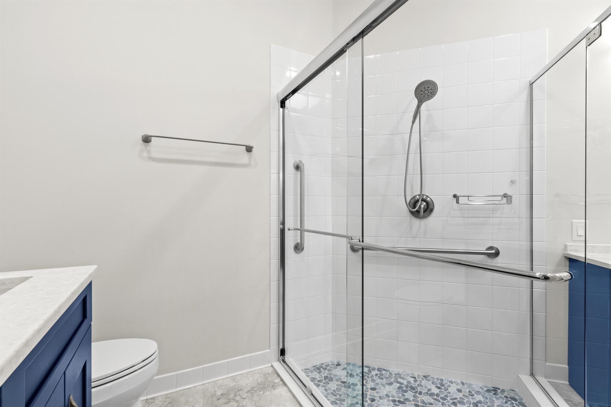 OAKS EAST 2 - Residential