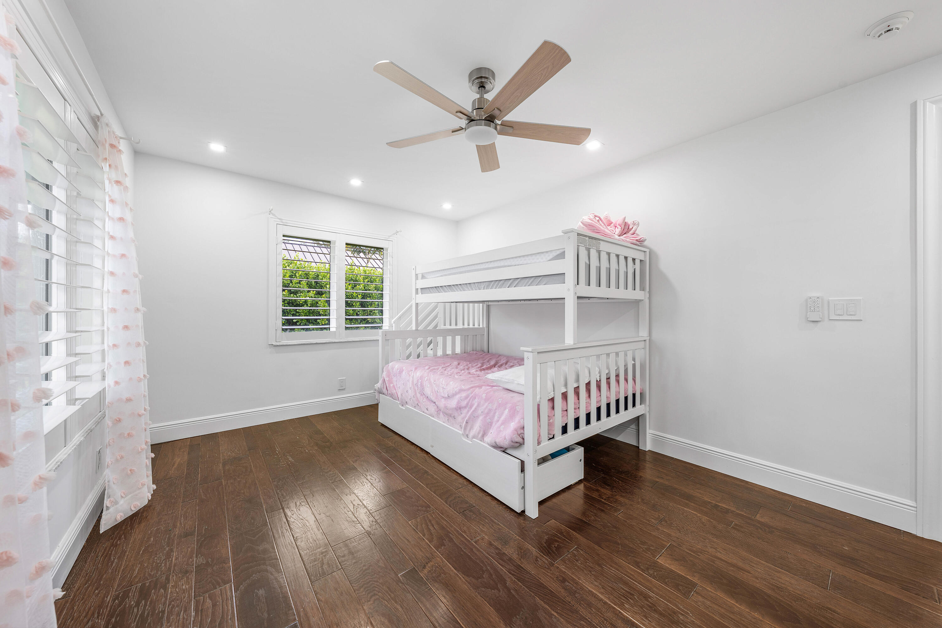 FIELDBROOK - Residential