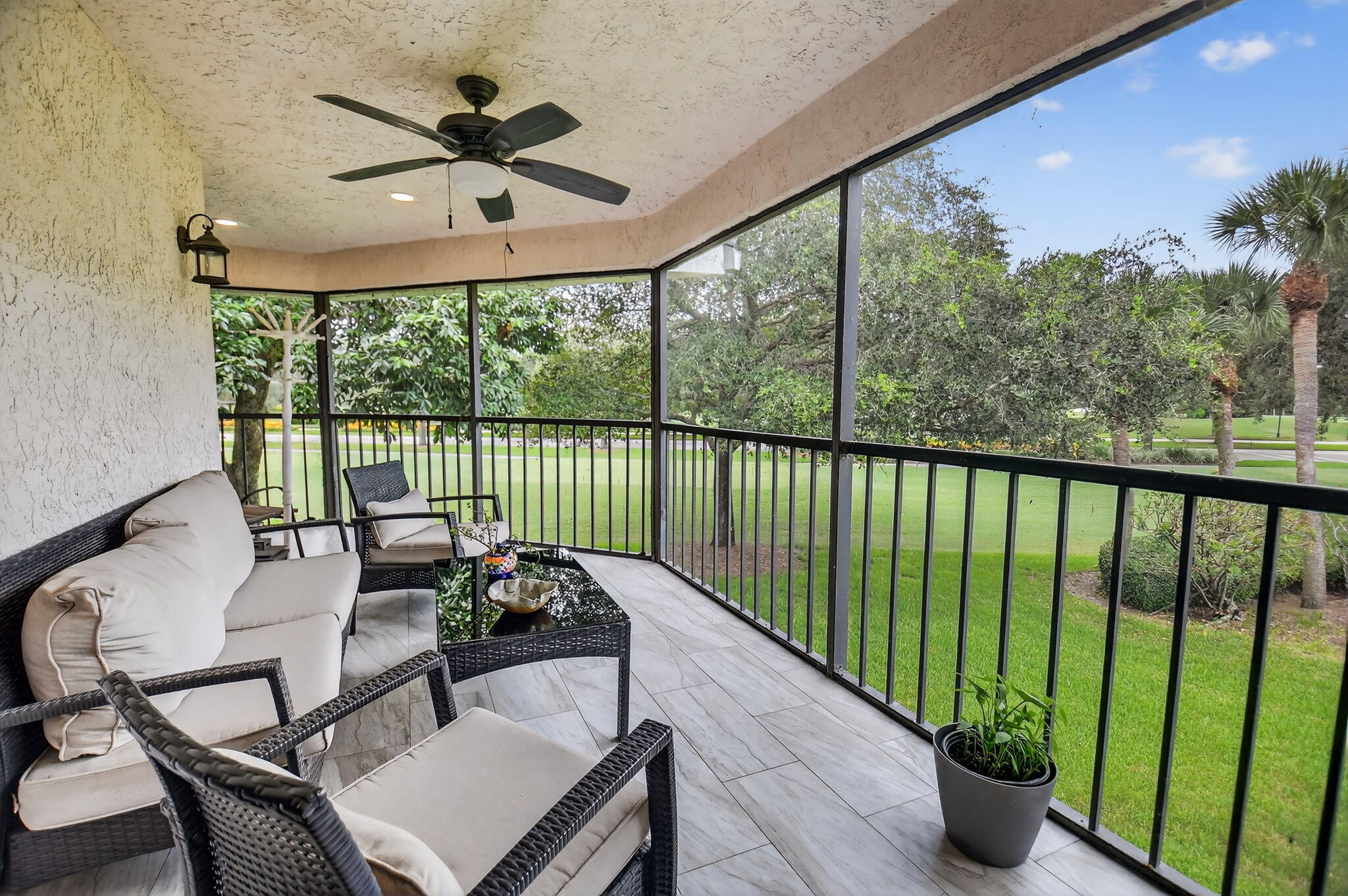 GLENEAGLES CONDO V - Residential