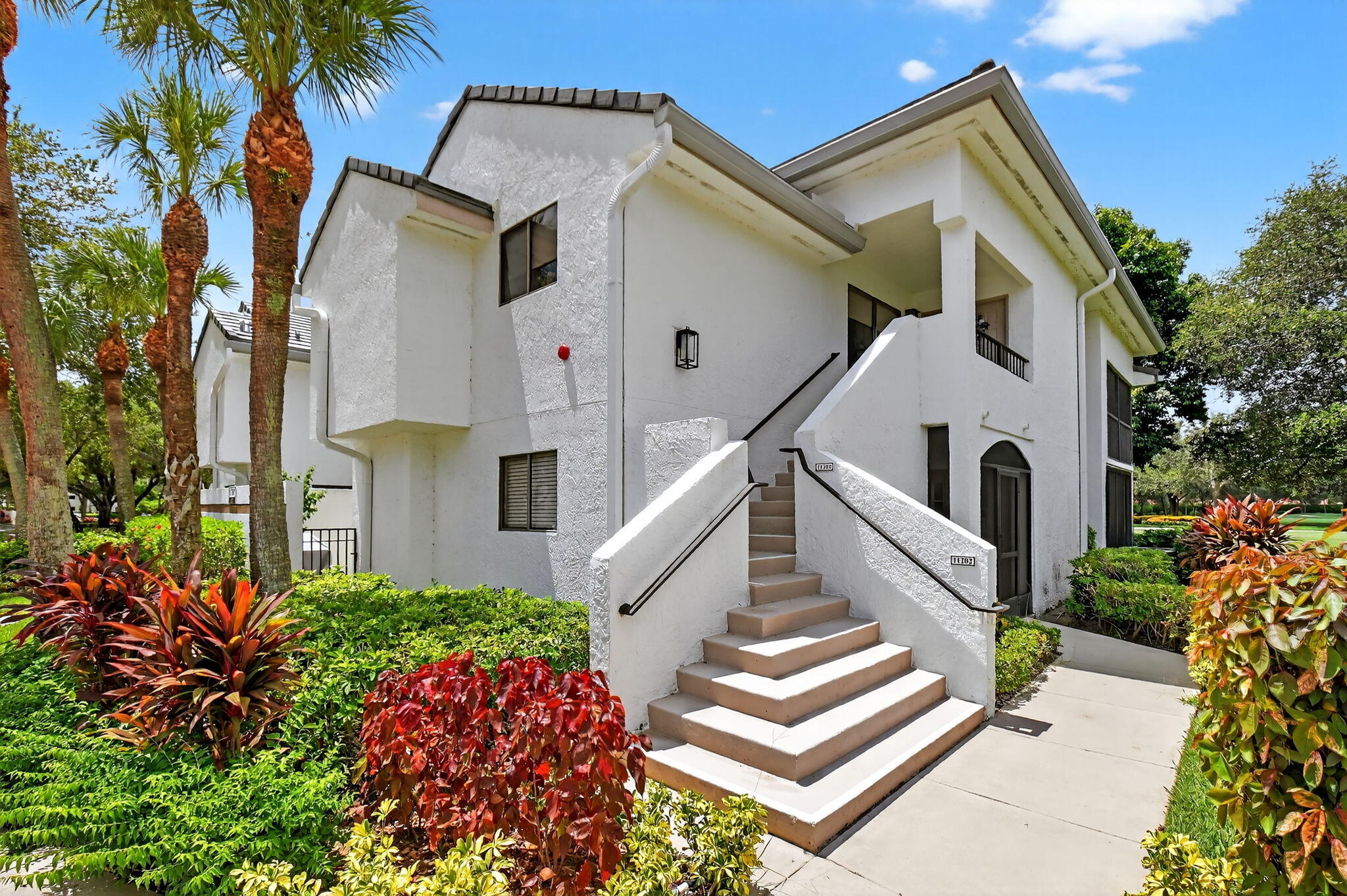GLENEAGLES CONDO V - Residential