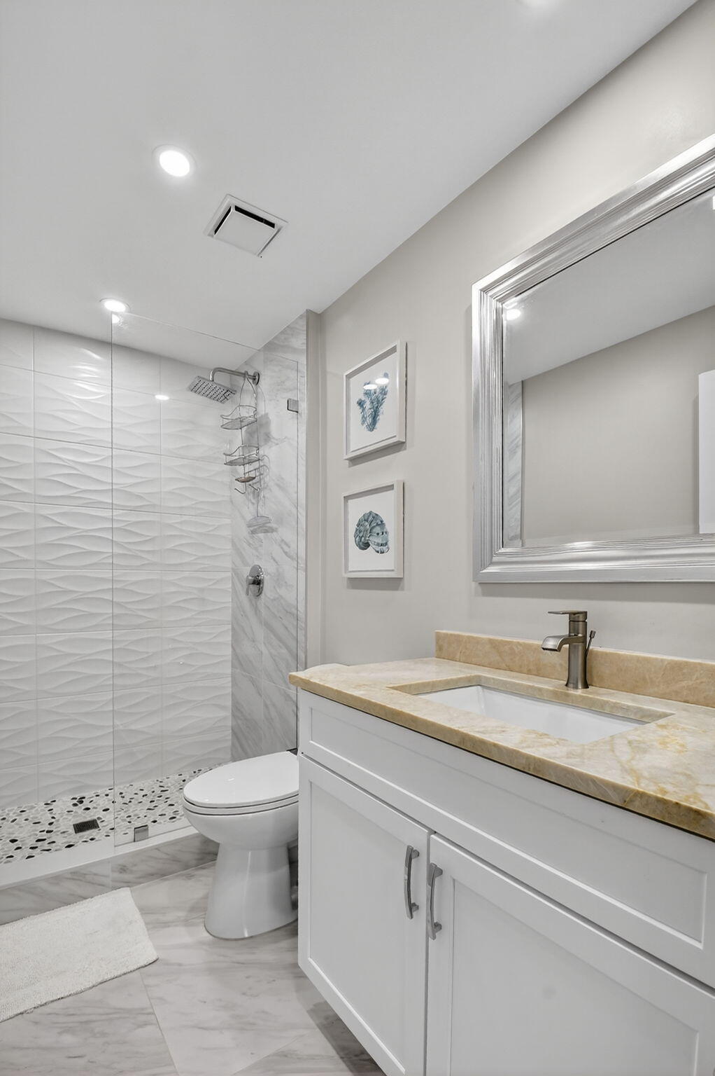 GLENEAGLES CONDO V - Residential