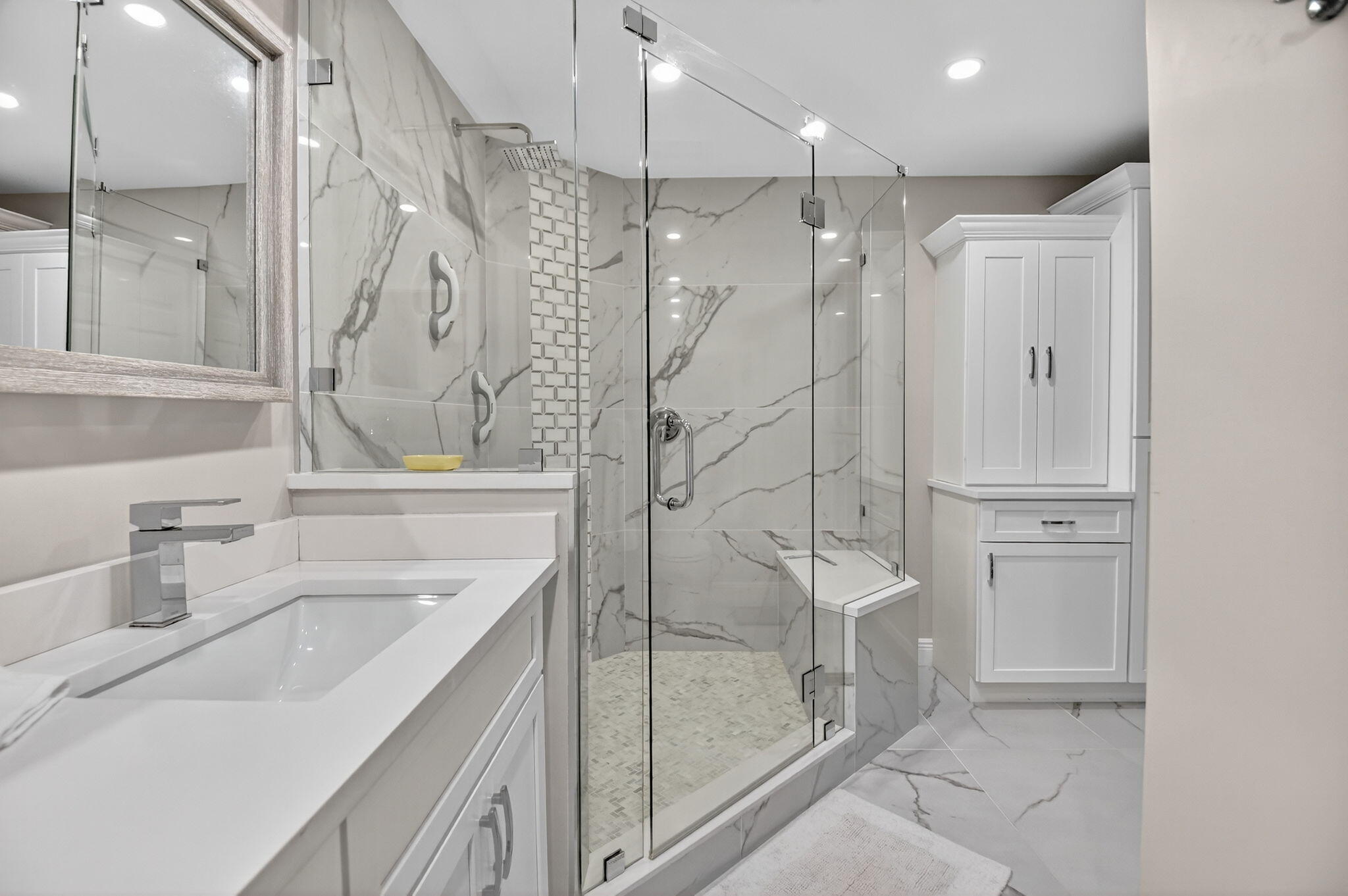 GLENEAGLES CONDO V - Residential