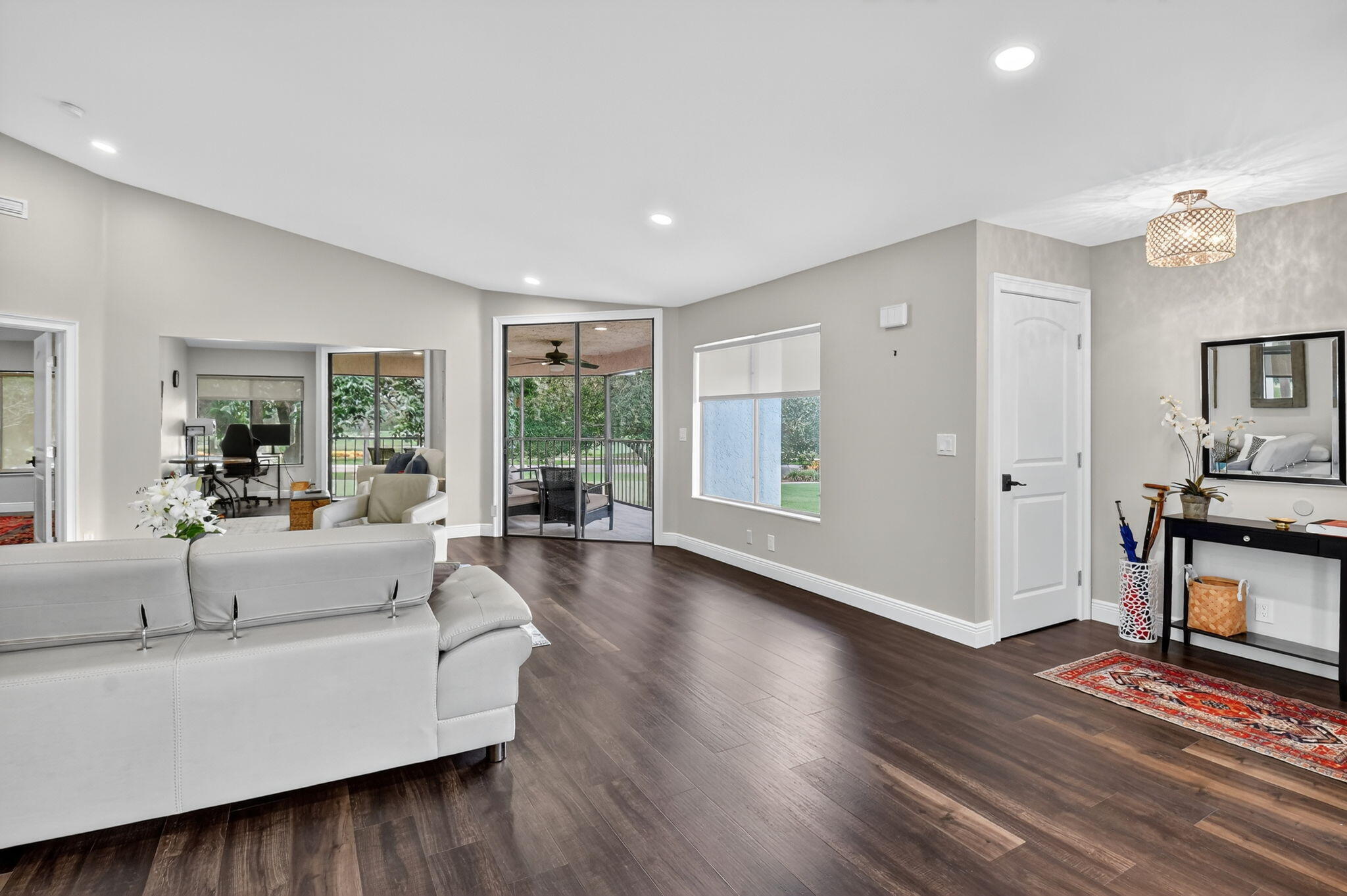 GLENEAGLES CONDO V - Residential