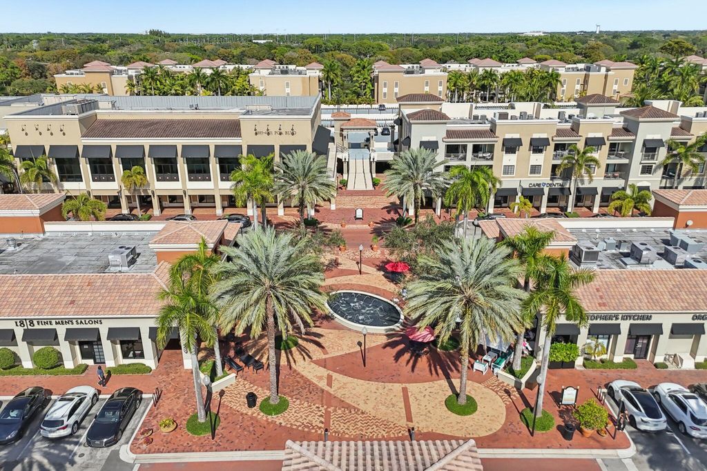 Photo of 4883 Pga Boulevard #305, Palm Beach Gardens, FL 33418 (MLS # R11158242)