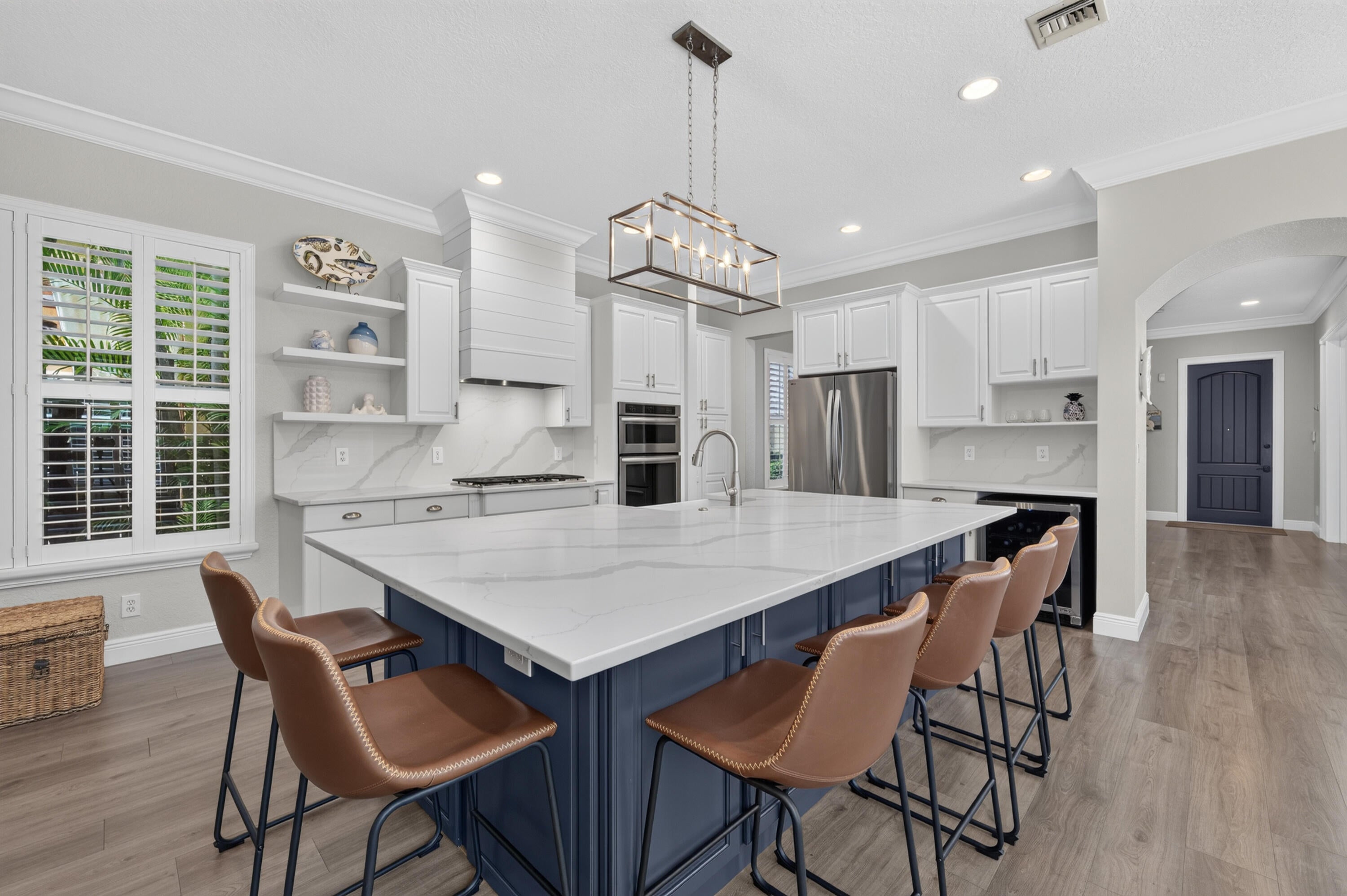 122 SANTIAGO Drive