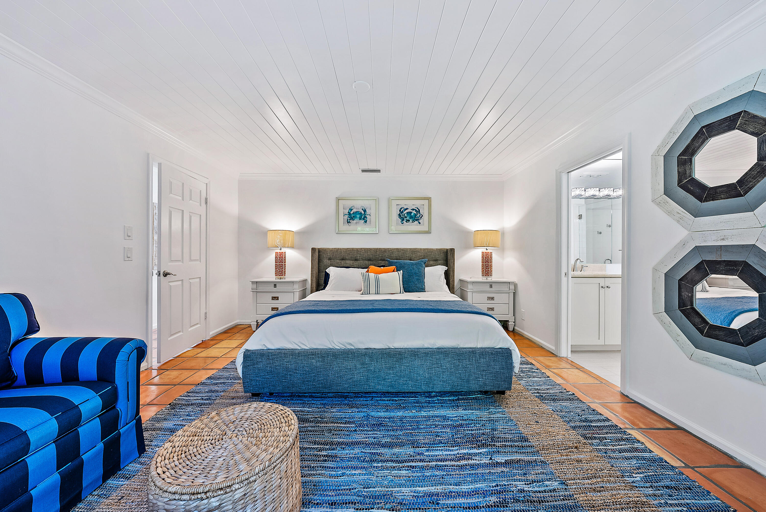 TWELVE OAKS CONDO - Residential