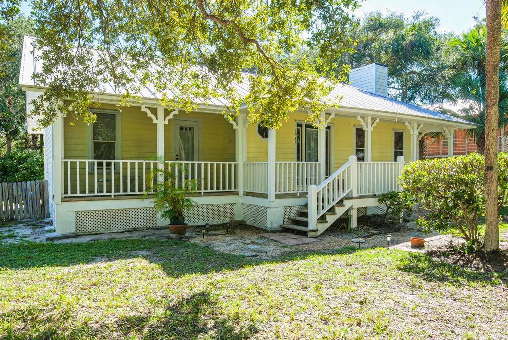 Photo of 1941 W Shell Lane, Vero Beach, FL 32963 (MLS # B26073700)