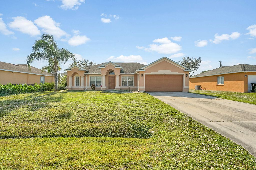 Photo of 530 SW Butler Avenue, Port Saint Lucie, FL 34983 (MLS # R11146004)
