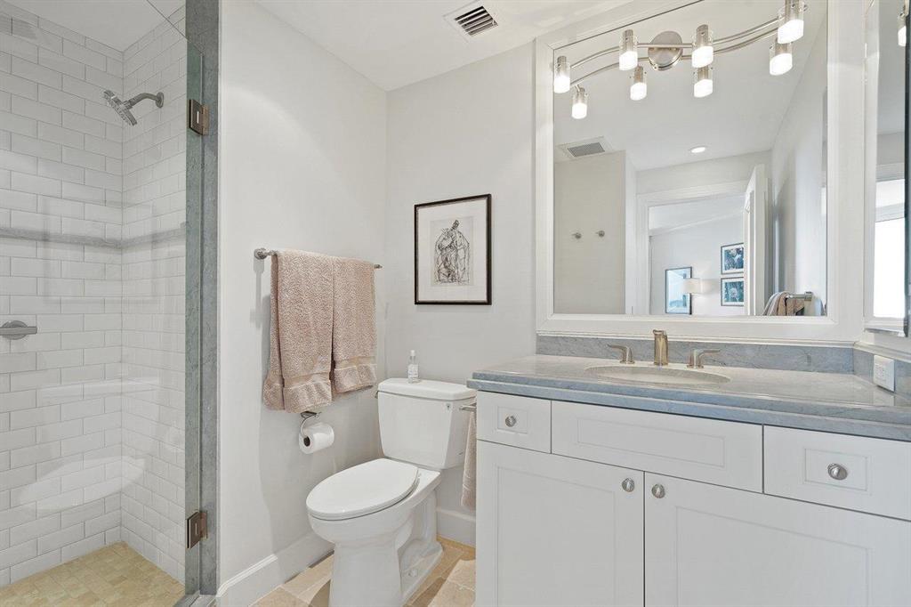 TWENTY FIVE HUNDRED SOUTH - Residential