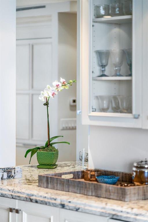 TWENTY FIVE HUNDRED SOUTH - Residential