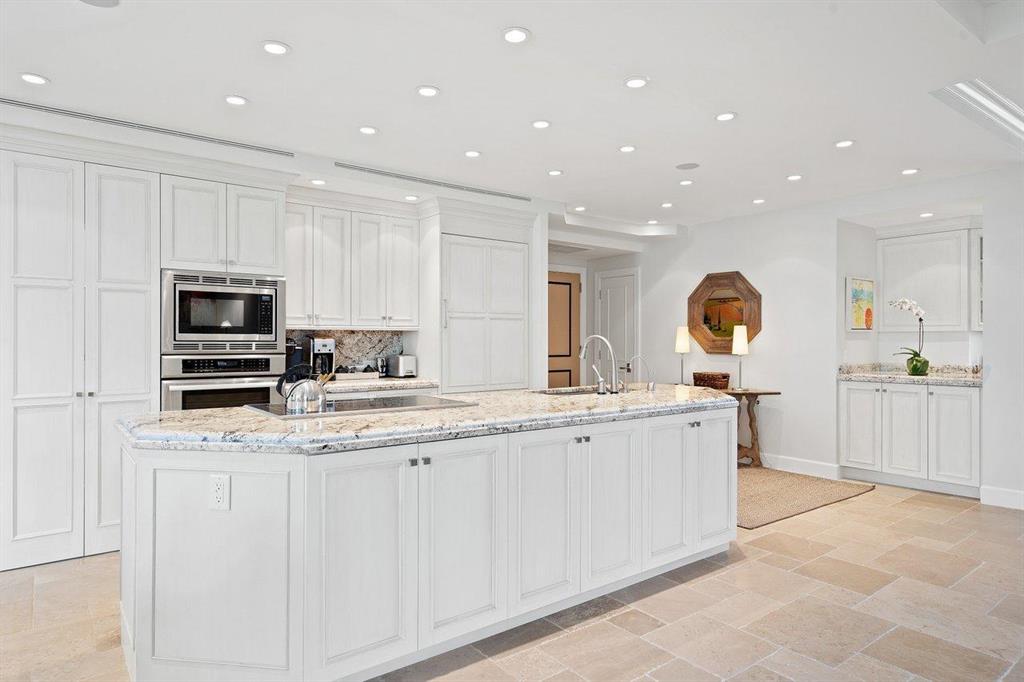 TWENTY FIVE HUNDRED SOUTH - Residential