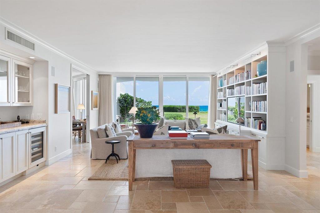 TWENTY FIVE HUNDRED SOUTH - Residential