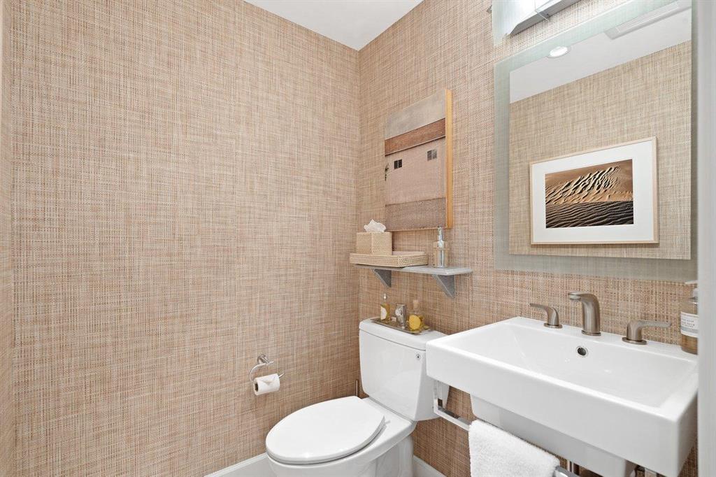 TWENTY FIVE HUNDRED SOUTH - Residential