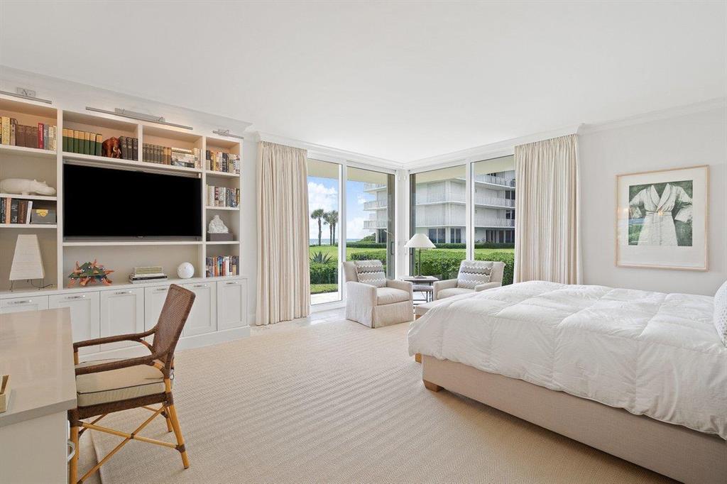 TWENTY FIVE HUNDRED SOUTH - Residential