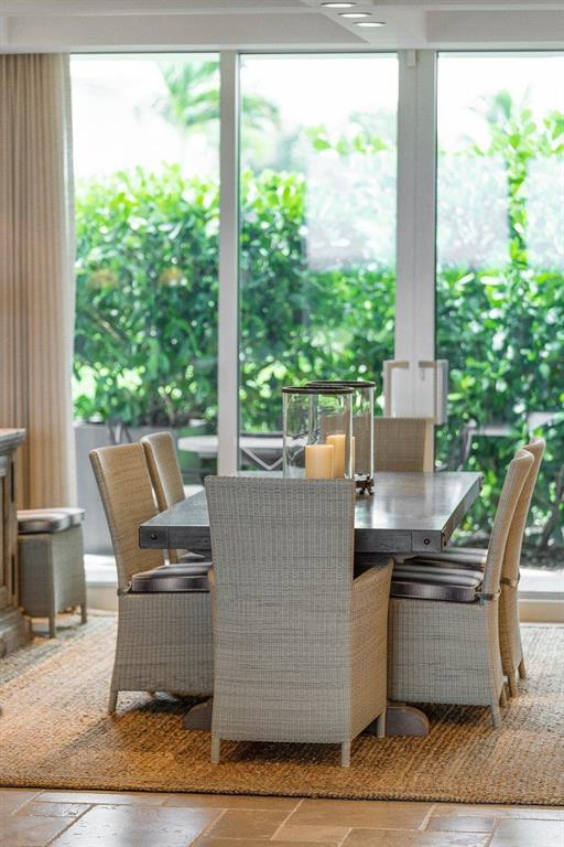 TWENTY FIVE HUNDRED SOUTH - Residential