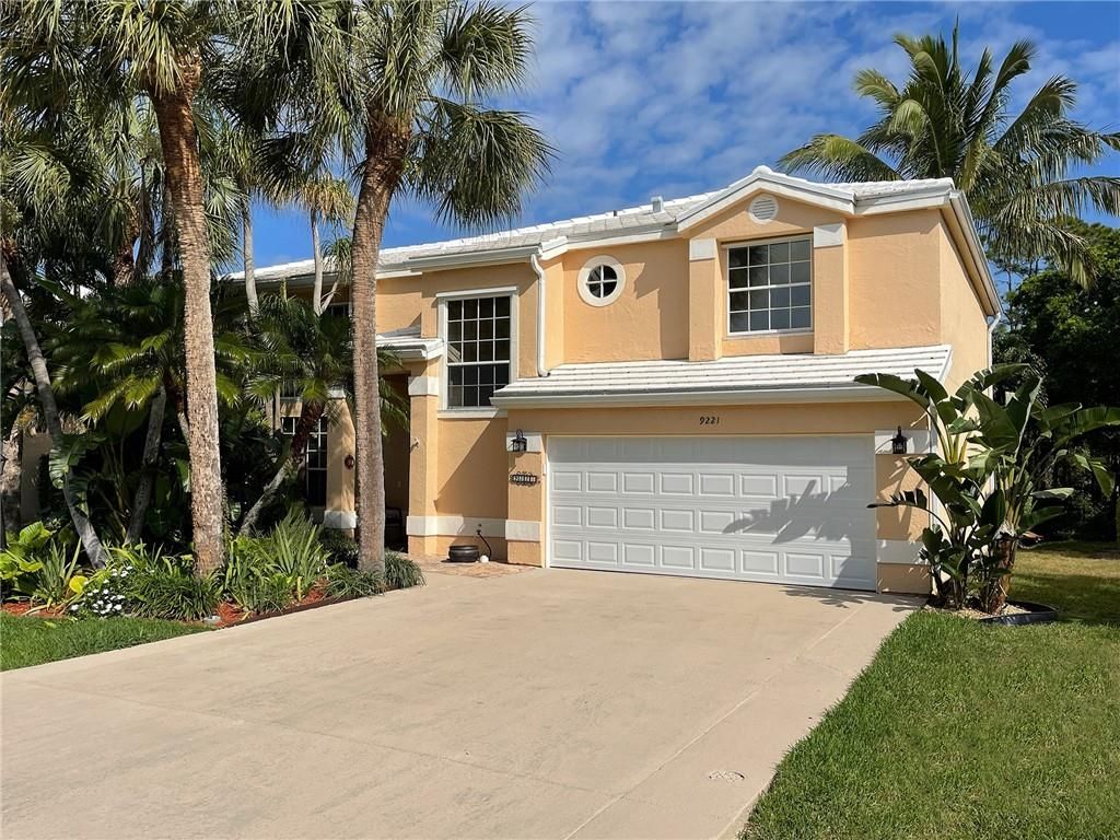 Photo of 9221 SE Woods End Pl, Jupiter, FL 33469 (MLS # F10278819)
