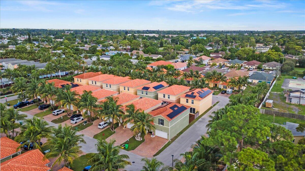 ST PAUL ESTATES - Residential