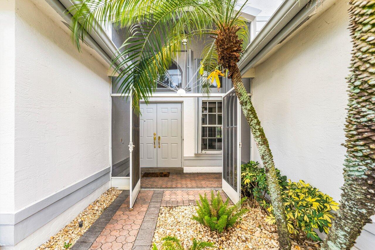 11518 Pamplona Boulevard