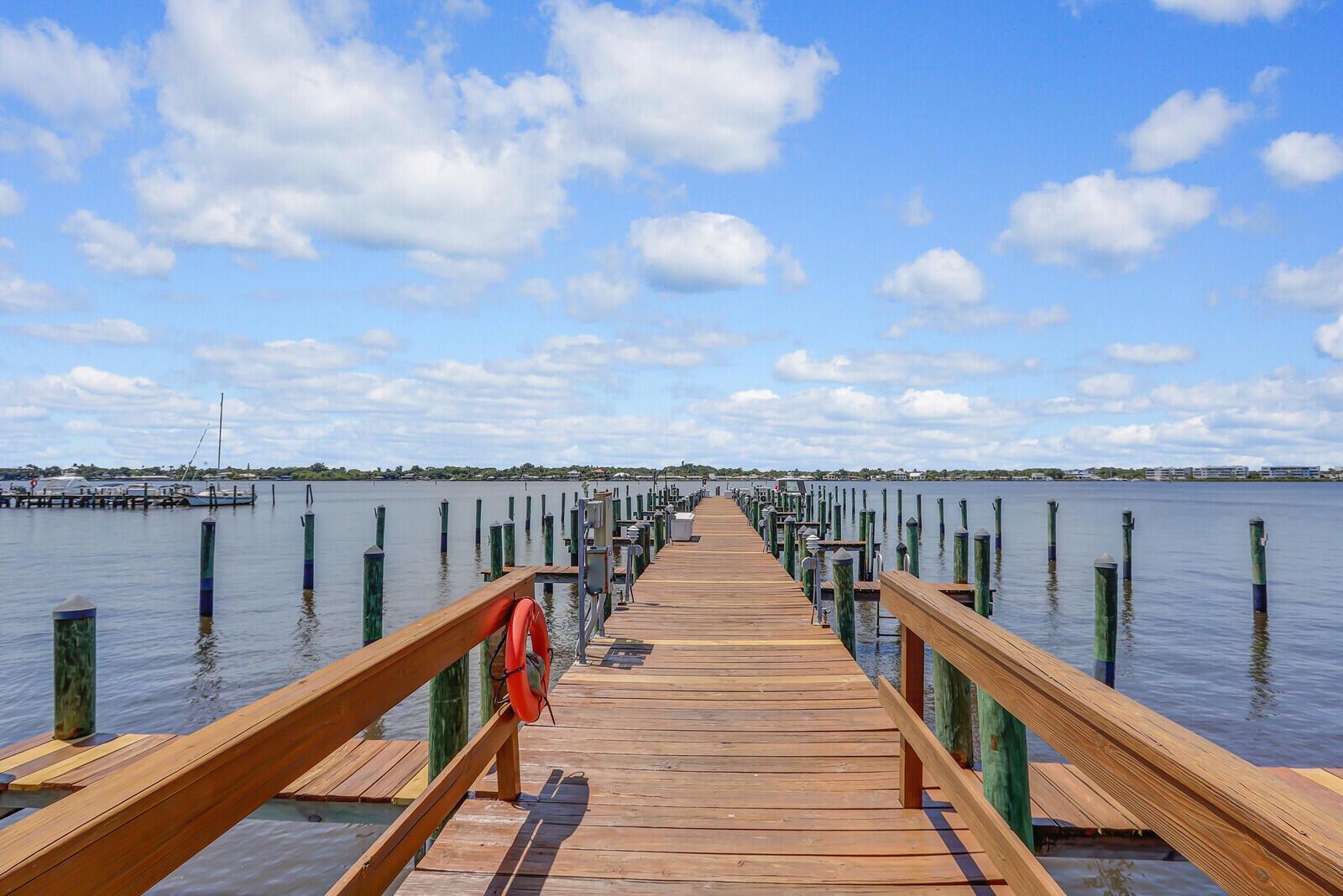 1852 SW Palm City Road 202