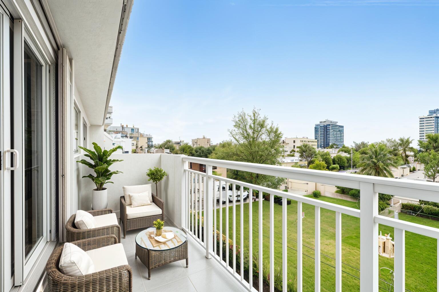 BAYSHORE EMBASSY CONDO - Residential