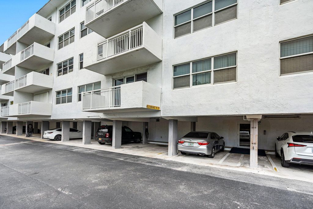 Photo of 550 Bayshore Drive #506, Fort Lauderdale, FL 33304 (MLS # R11143505)