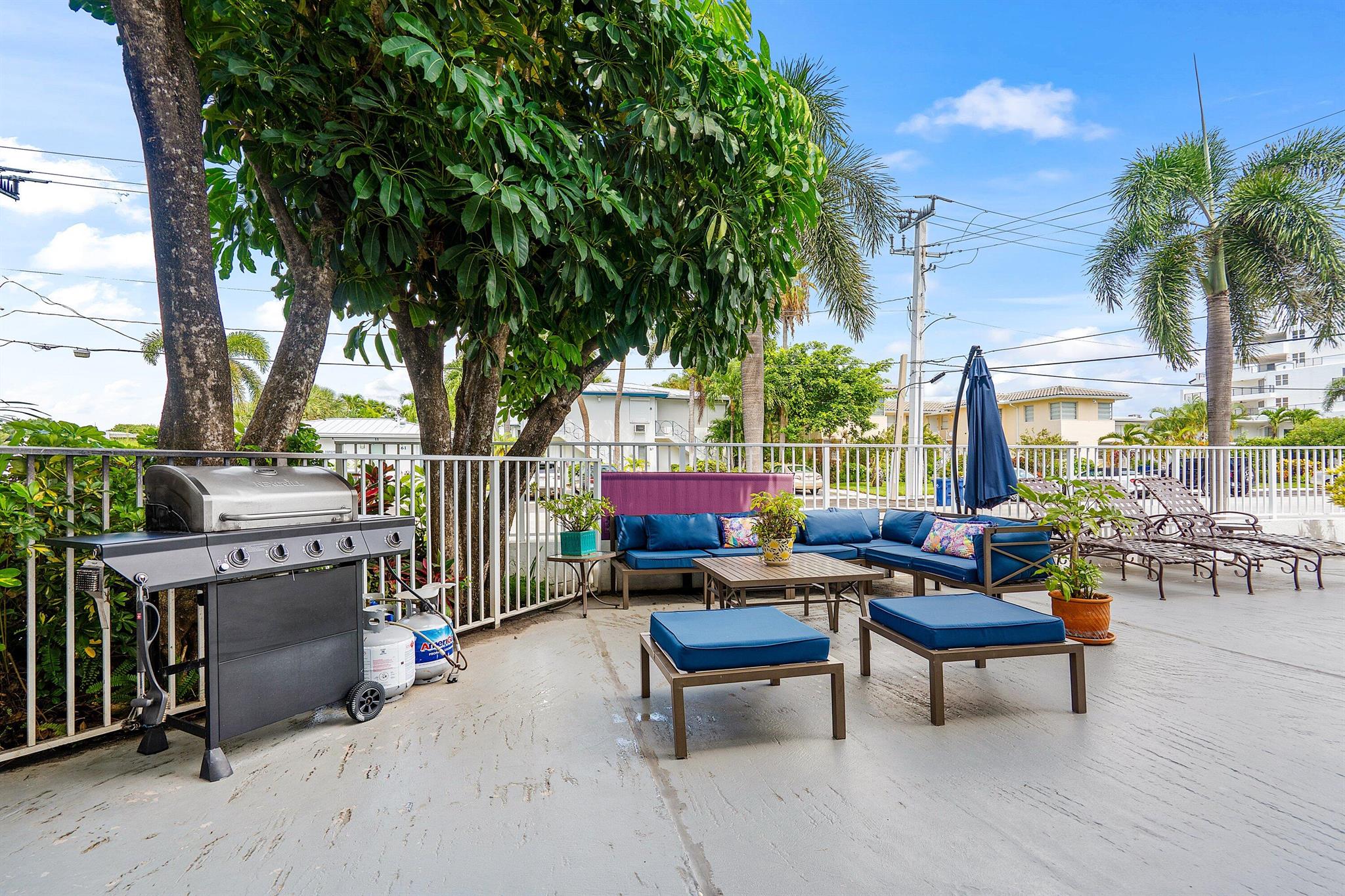 BAYSHORE EMBASSY CONDO - Residential