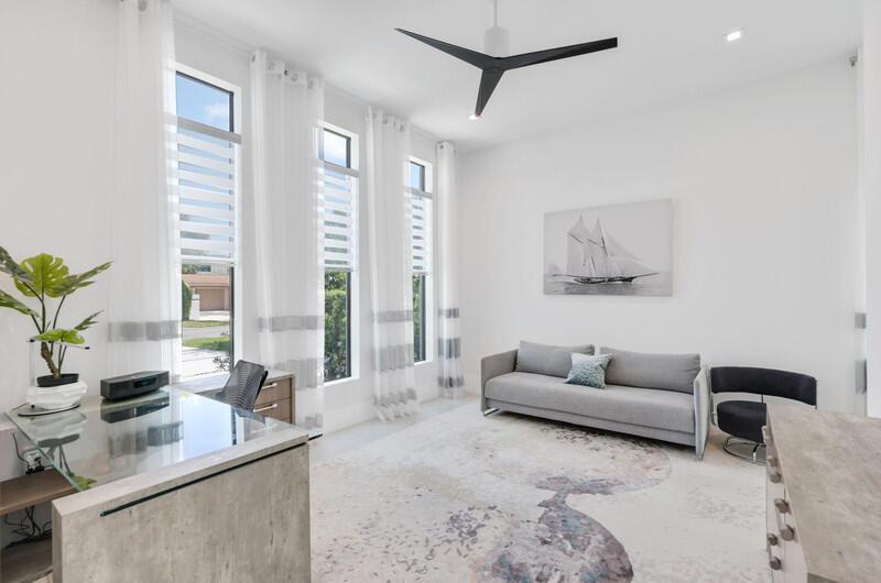 KINGS COURT - Residential