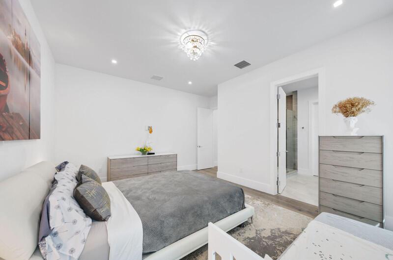 KINGS COURT - Residential