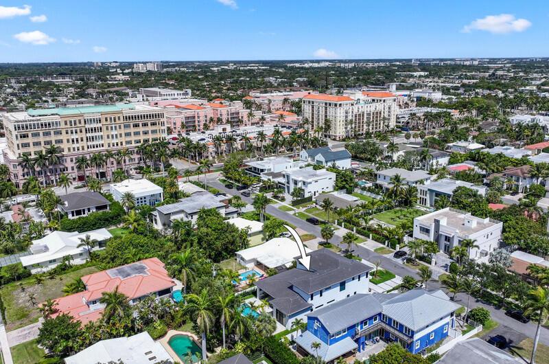 KINGS COURT - Residential