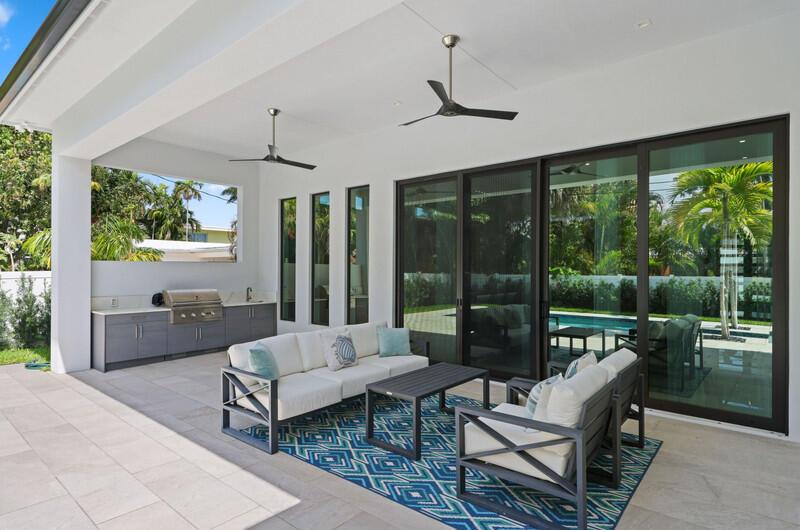 KINGS COURT - Residential