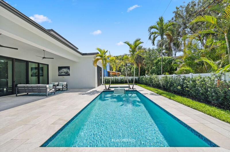KINGS COURT - Residential
