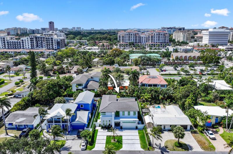 KINGS COURT - Residential