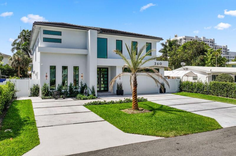KINGS COURT - Residential