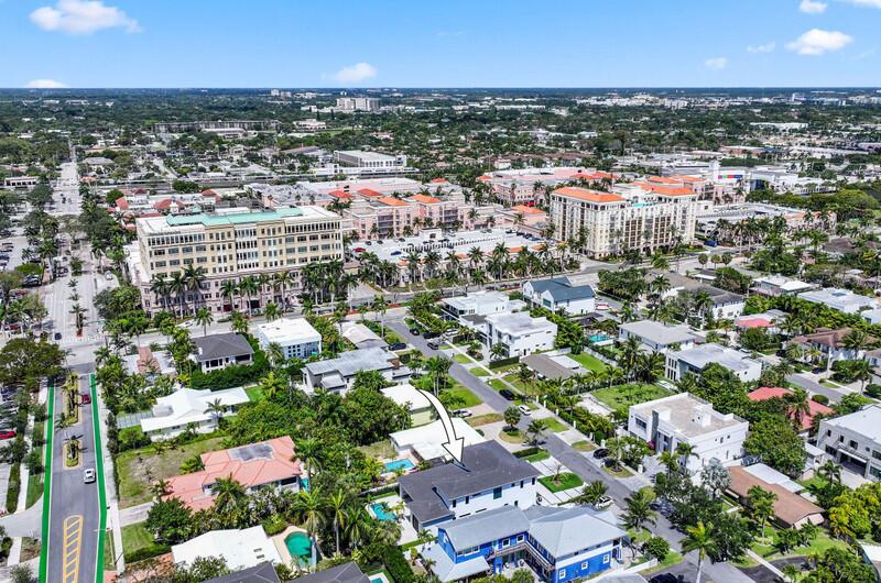 KINGS COURT - Residential