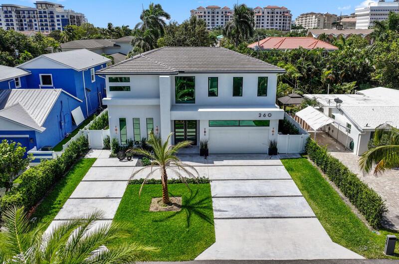 KINGS COURT - Residential