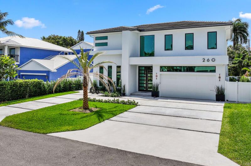 KINGS COURT - Residential