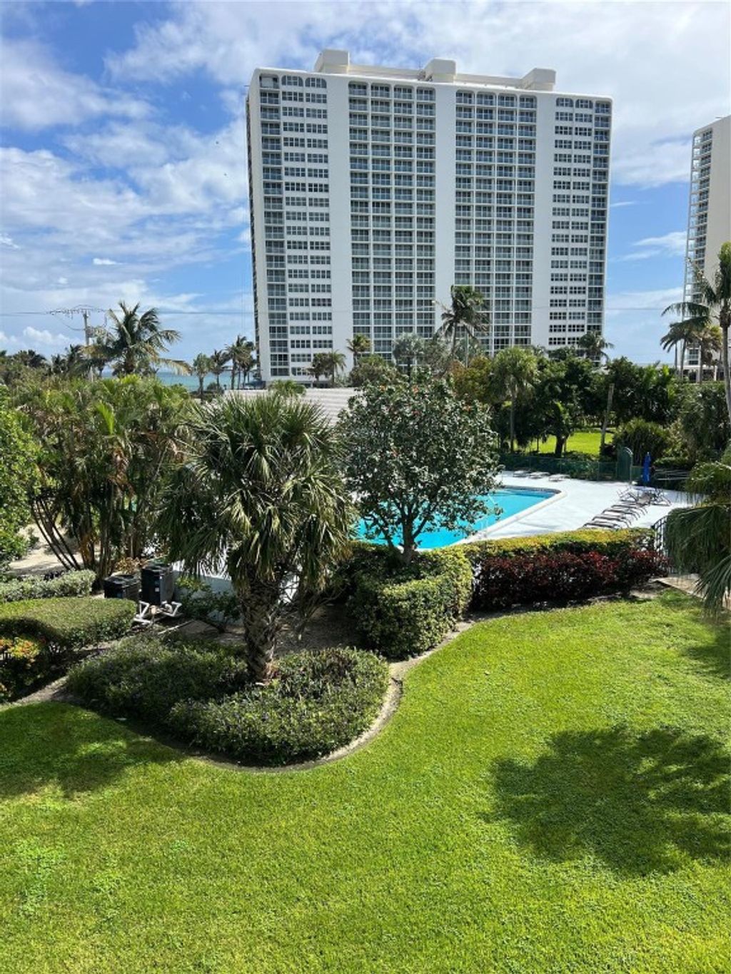 Photo of 2730 Banyan Road #33B, Boca Raton, FL 33432 (MLS # F10502044)