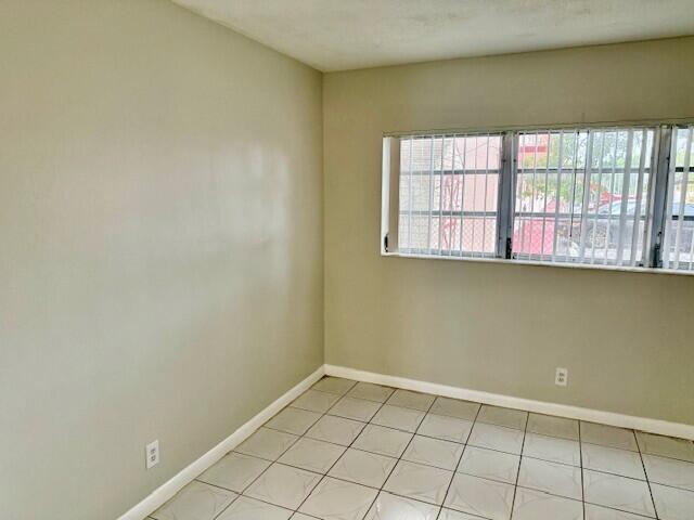 FAIRFIELD APTS CONDO - Residential Lease