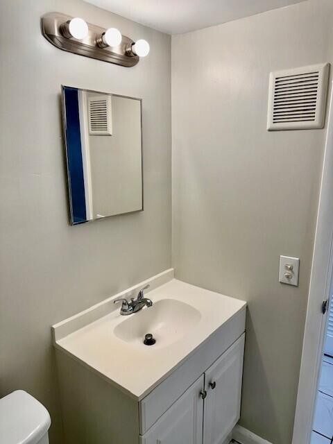 FAIRFIELD APTS CONDO - Residential Lease