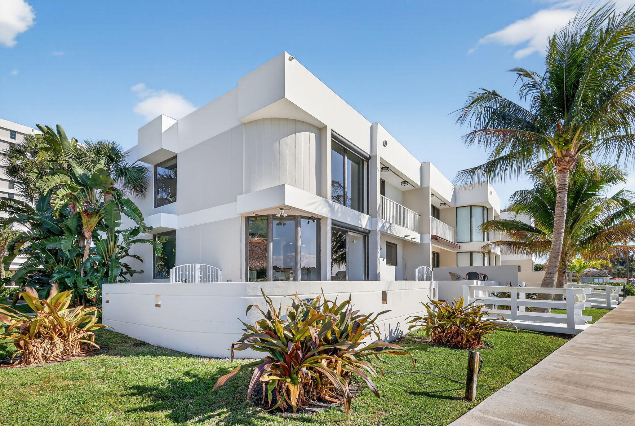 TRAFALGAR OF HIGHLAND BEACH CONDO - Residential