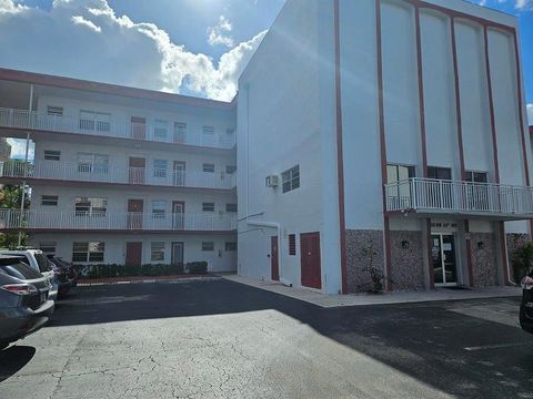 4000 NW 44 Ave 210 Lauderdale Lakes FL 33319