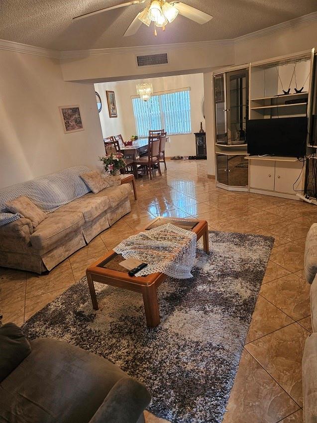 SAPPHIRE CONDO - Residential