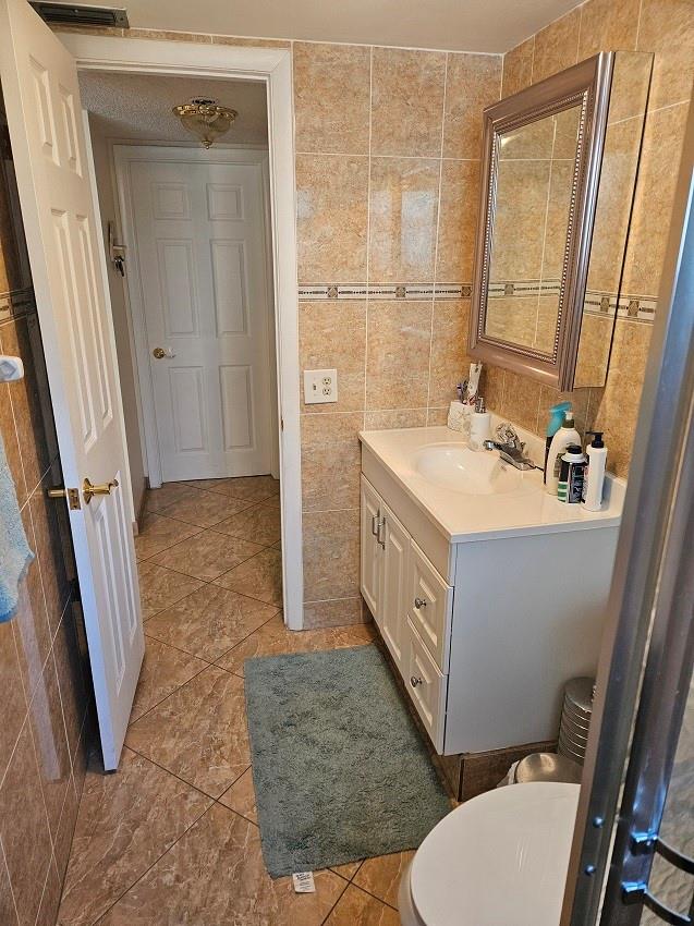 SAPPHIRE CONDO - Residential